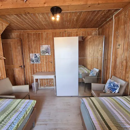 Navah Apartment *